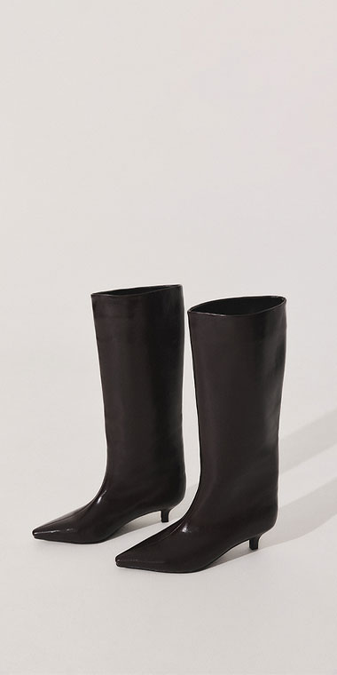 product photo retouching removing dust scratches and surface imperfections