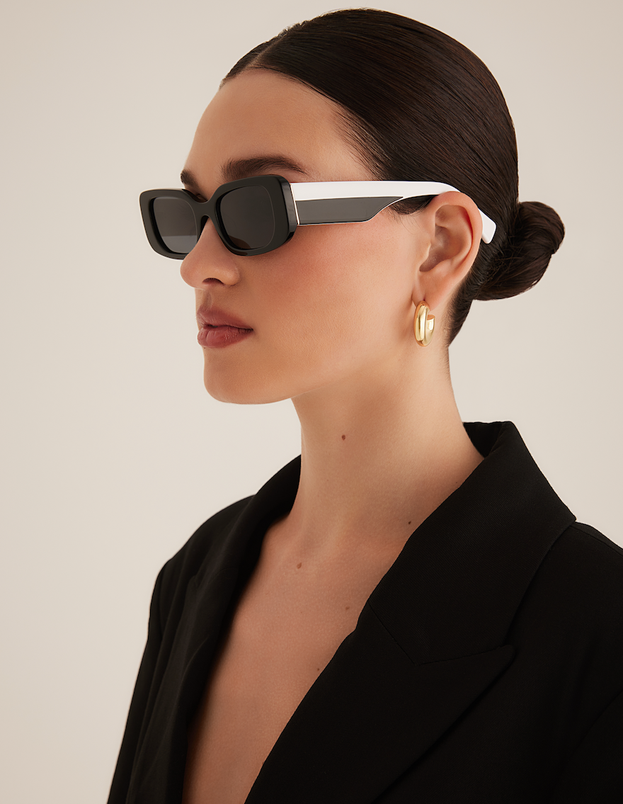 accessory close-up refined through highlight management and detail enhancement for premium product visuals