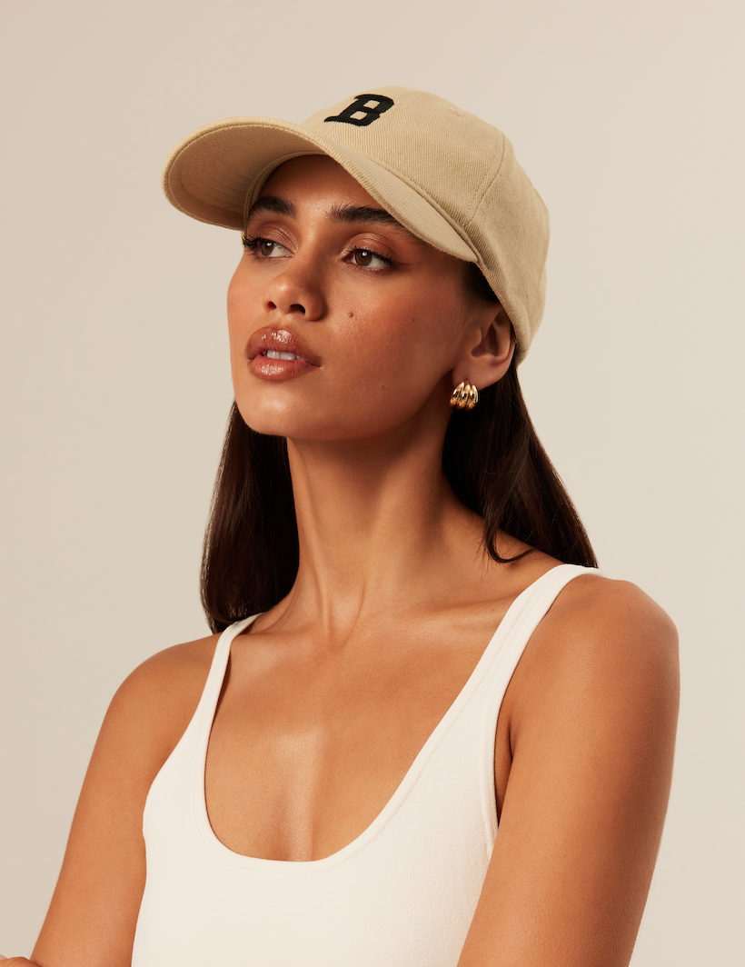 Studio portrait demonstrating precise product color editing for apparel and e-commerce imagery